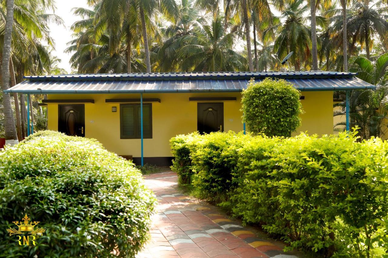 Pollāchi Royal Nature Resort المظهر الخارجي الصورة