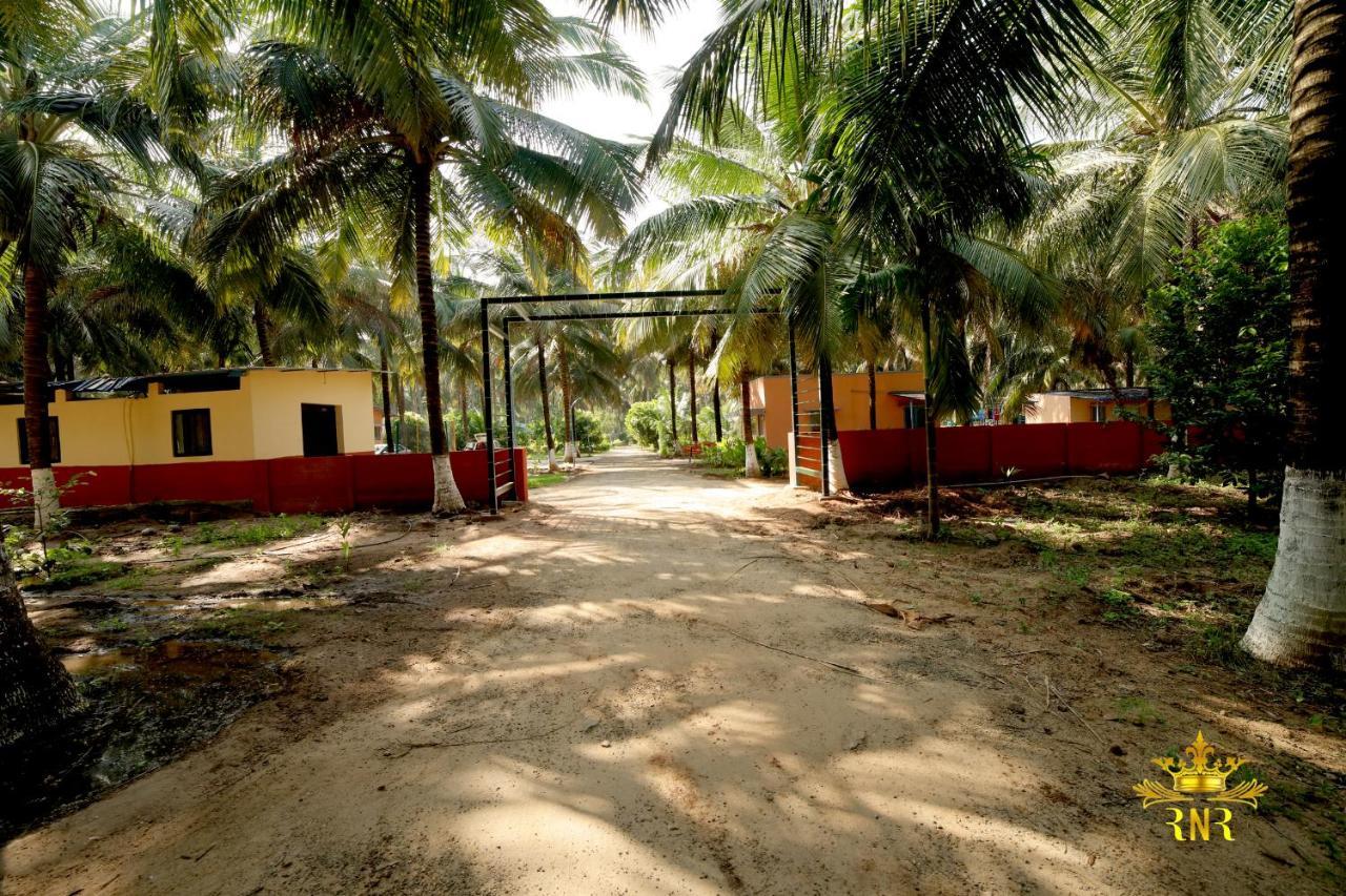 Pollāchi Royal Nature Resort المظهر الخارجي الصورة