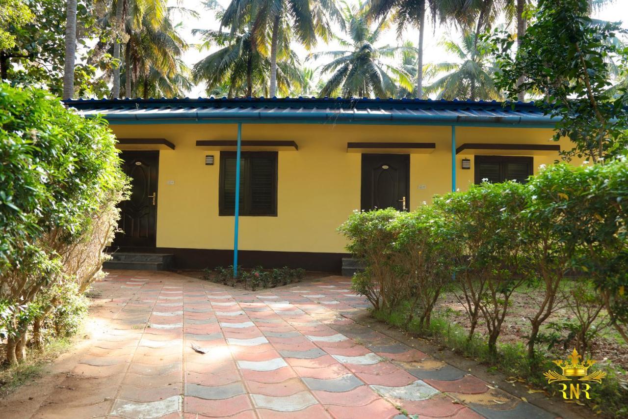 Pollāchi Royal Nature Resort المظهر الخارجي الصورة