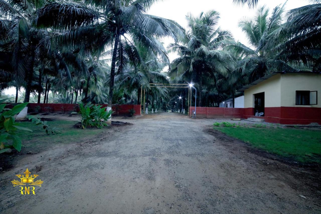 Pollāchi Royal Nature Resort المظهر الخارجي الصورة