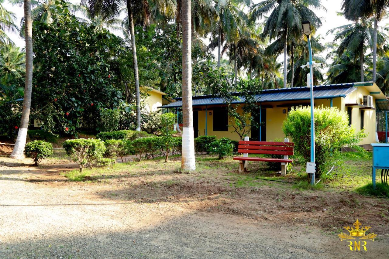 Pollāchi Royal Nature Resort المظهر الخارجي الصورة