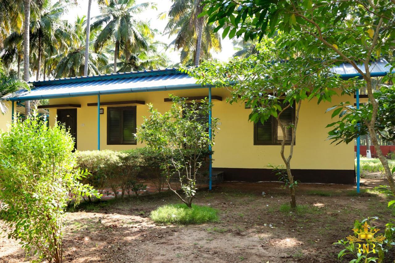 Pollāchi Royal Nature Resort المظهر الخارجي الصورة