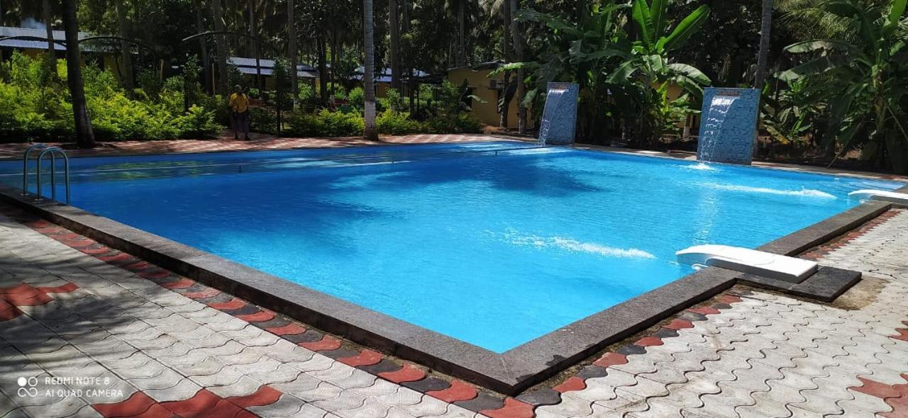 Pollāchi Royal Nature Resort المظهر الخارجي الصورة